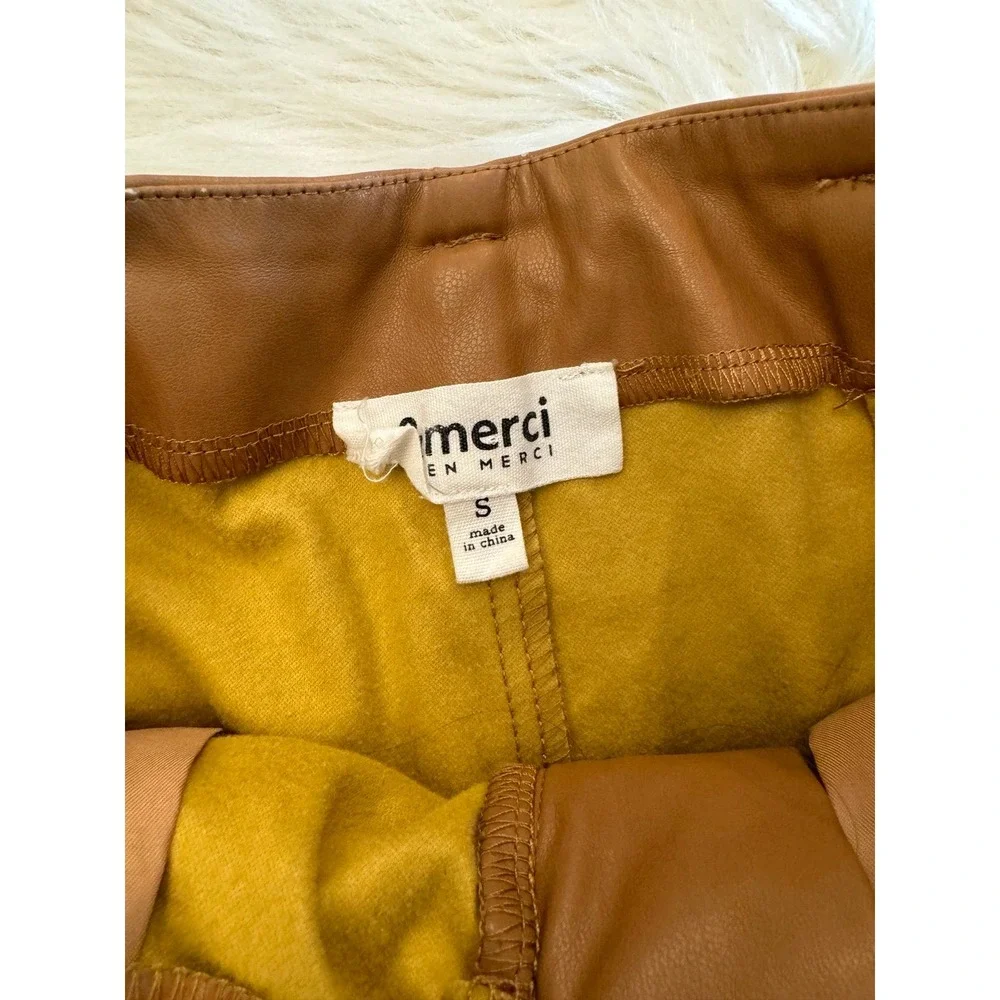 &merci brown high waist belted waist shorts EUC size small - Picture 4 of 6